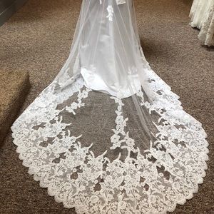 Eden Wedding dress